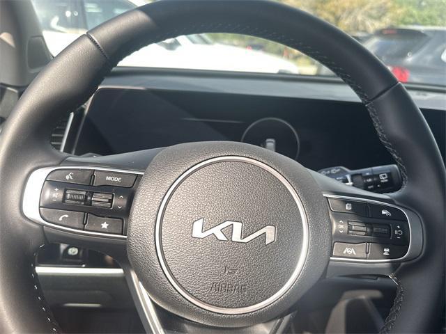 new 2025 Kia Sportage car, priced at $35,245