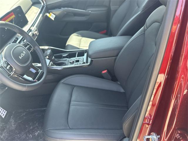 new 2025 Kia Sorento car, priced at $45,975