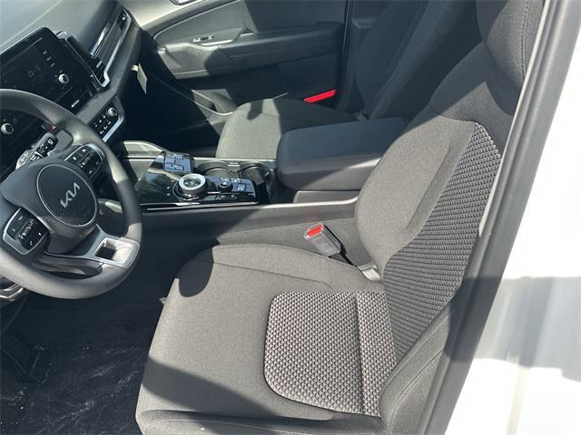 new 2025 Kia Sportage Hybrid car, priced at $30,535
