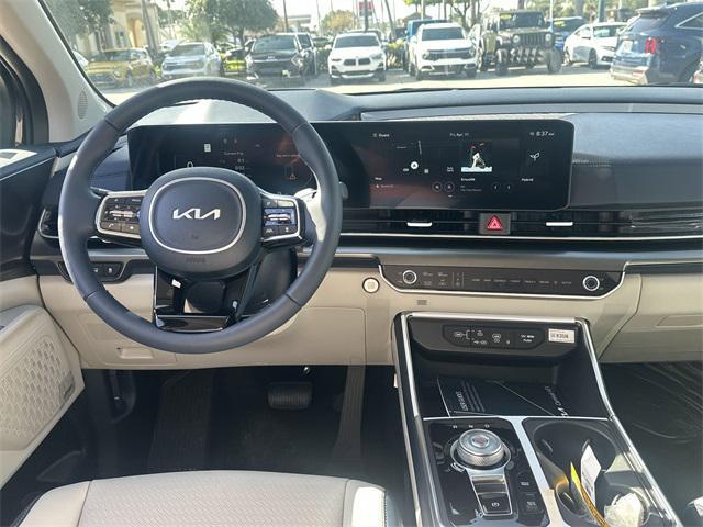 new 2025 Kia Carnival Hybrid car, priced at $57,800