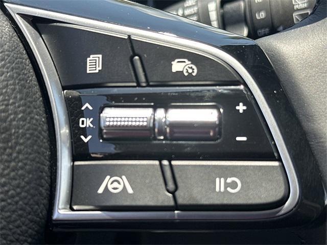 new 2025 Kia Seltos car, priced at $27,545