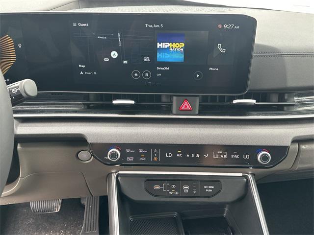 new 2025 Kia Carnival car, priced at $43,075