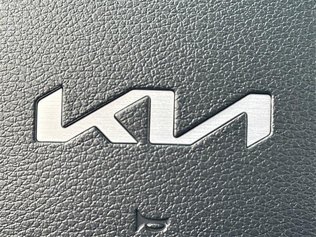 new 2025 Kia Sportage Hybrid car, priced at $30,490