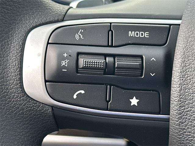 new 2025 Kia Sportage Hybrid car, priced at $30,490