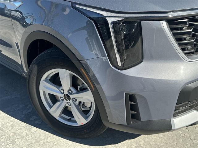 new 2025 Kia Sorento car, priced at $33,940