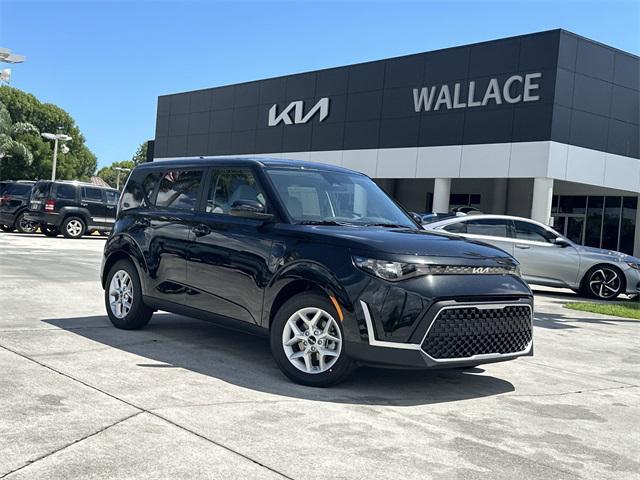 new 2025 Kia Soul car, priced at $22,905