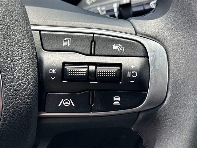 new 2025 Kia K5 car, priced at $29,900