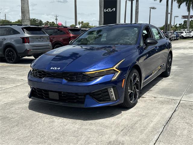 new 2025 Kia K5 car, priced at $29,900
