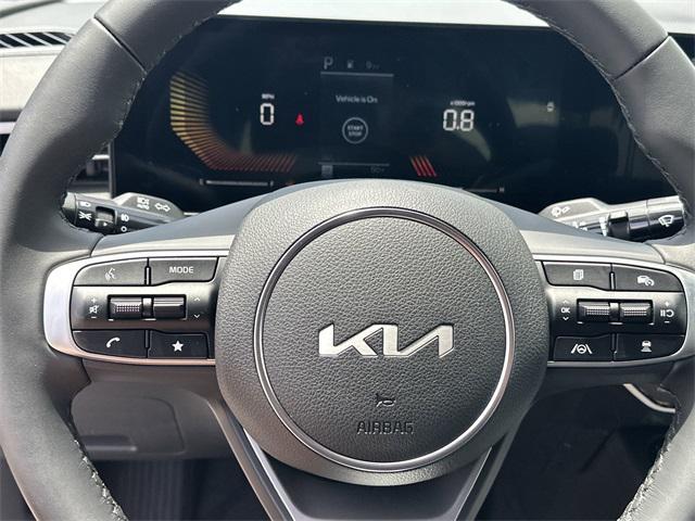 new 2025 Kia K5 car, priced at $29,900