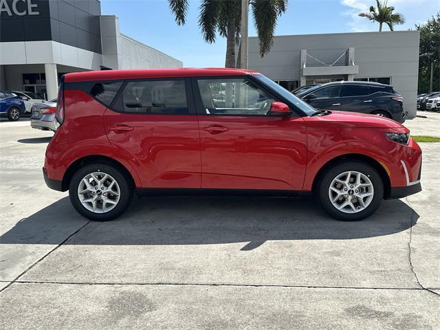 new 2025 Kia Soul car, priced at $22,910