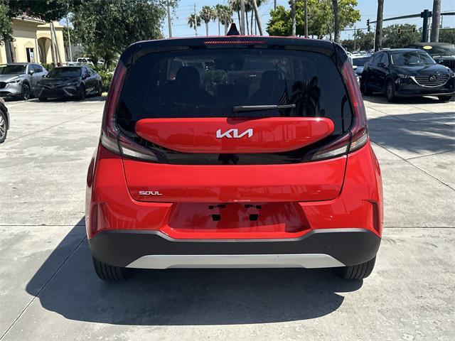 new 2025 Kia Soul car, priced at $22,560