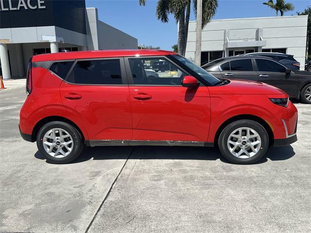 new 2025 Kia Soul car, priced at $22,560