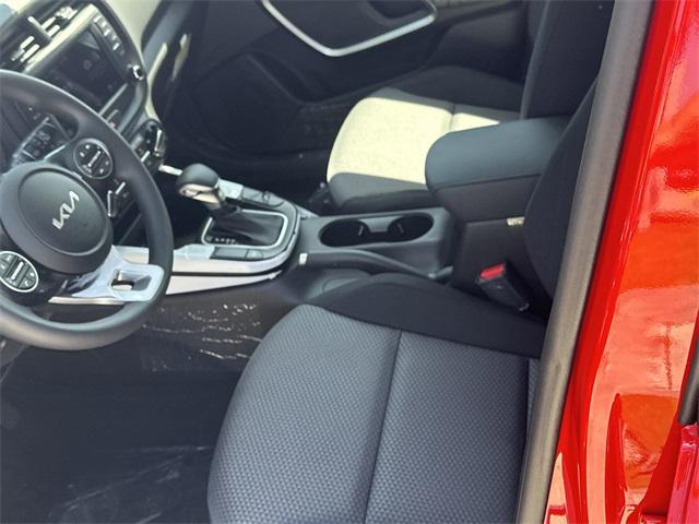 new 2025 Kia Soul car, priced at $22,560