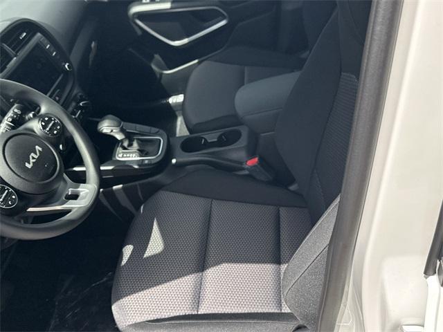 new 2025 Kia Soul car, priced at $22,405