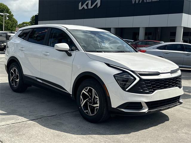 new 2025 Kia Sportage car, priced at $29,135