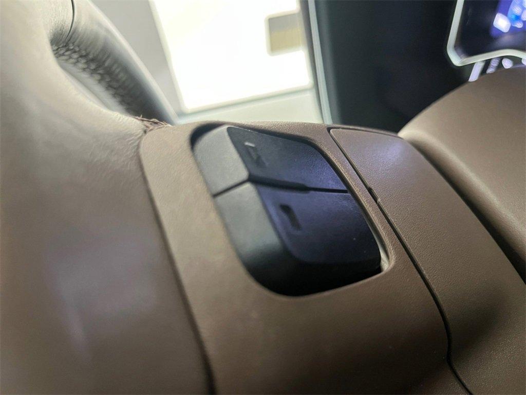 used 2021 GMC Yukon car, priced at $43,664