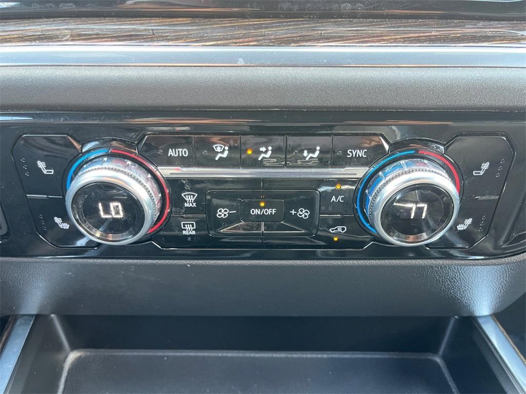 used 2022 GMC Sierra 1500 car, priced at $34,996
