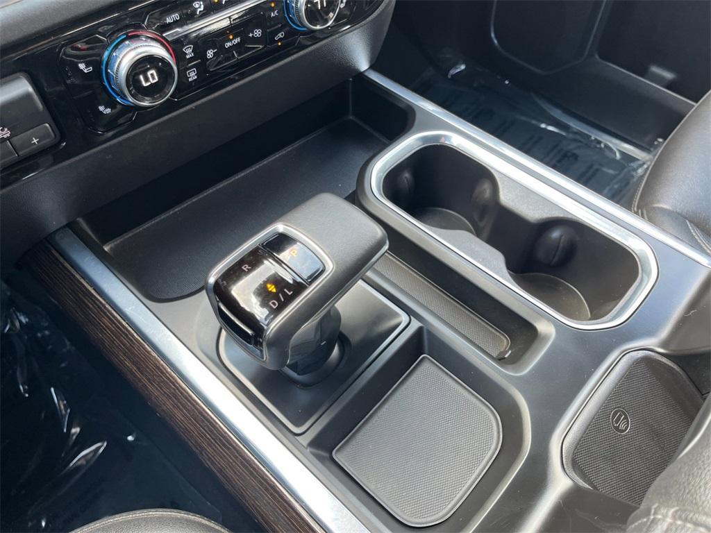 used 2022 GMC Sierra 1500 car, priced at $34,996