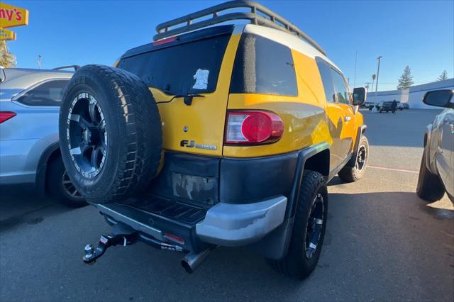 used 2007 Toyota FJ Cruiser car, priced at $12,999