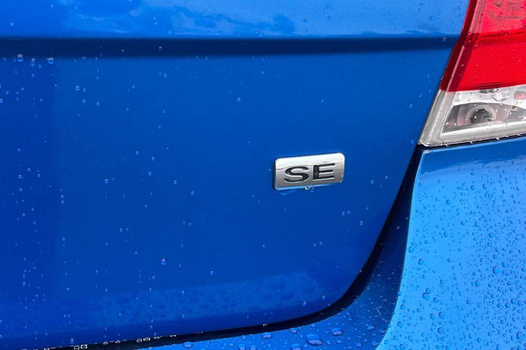 used 2010 Ford Focus car, priced at $5,999