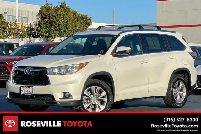 used 2015 Toyota Highlander car, priced at $17,977