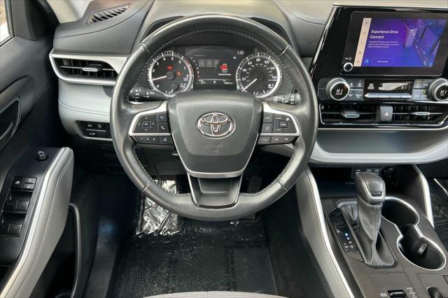 used 2023 Toyota Highlander car, priced at $32,977