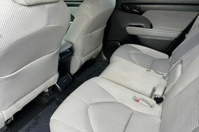 used 2023 Toyota Highlander car, priced at $32,977