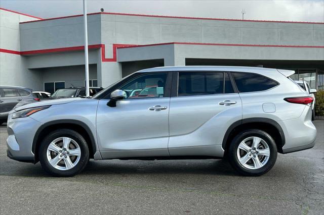 used 2023 Toyota Highlander car, priced at $32,977