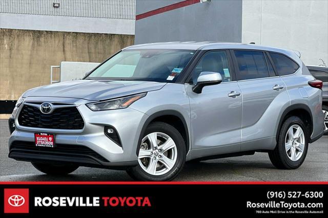 used 2023 Toyota Highlander car, priced at $32,977