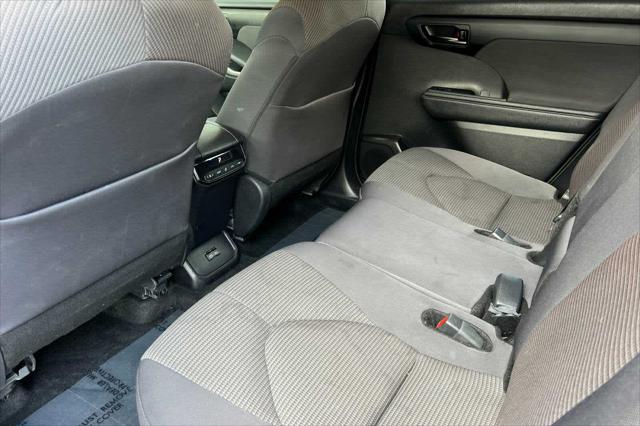 used 2024 Toyota Highlander car, priced at $35,977