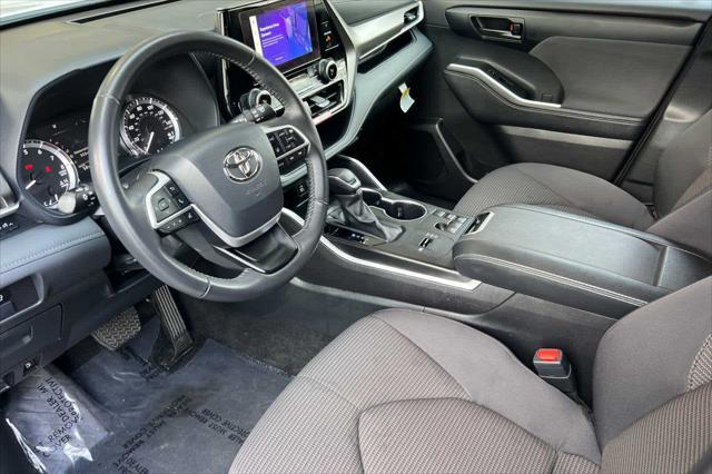 used 2024 Toyota Highlander car, priced at $35,977