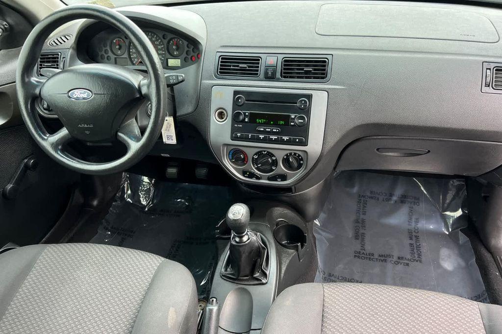 used 2005 Ford Focus car, priced at $4,999