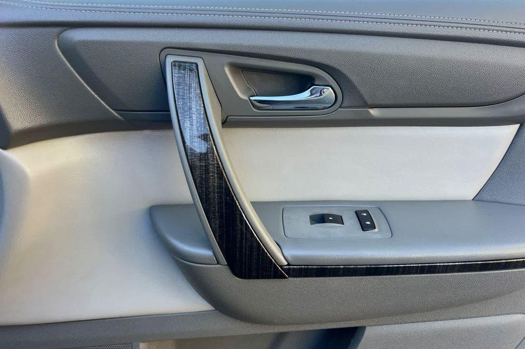 used 2015 GMC Acadia car, priced at $10,977