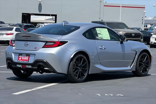 new 2025 Toyota GR86 car, priced at $34,984