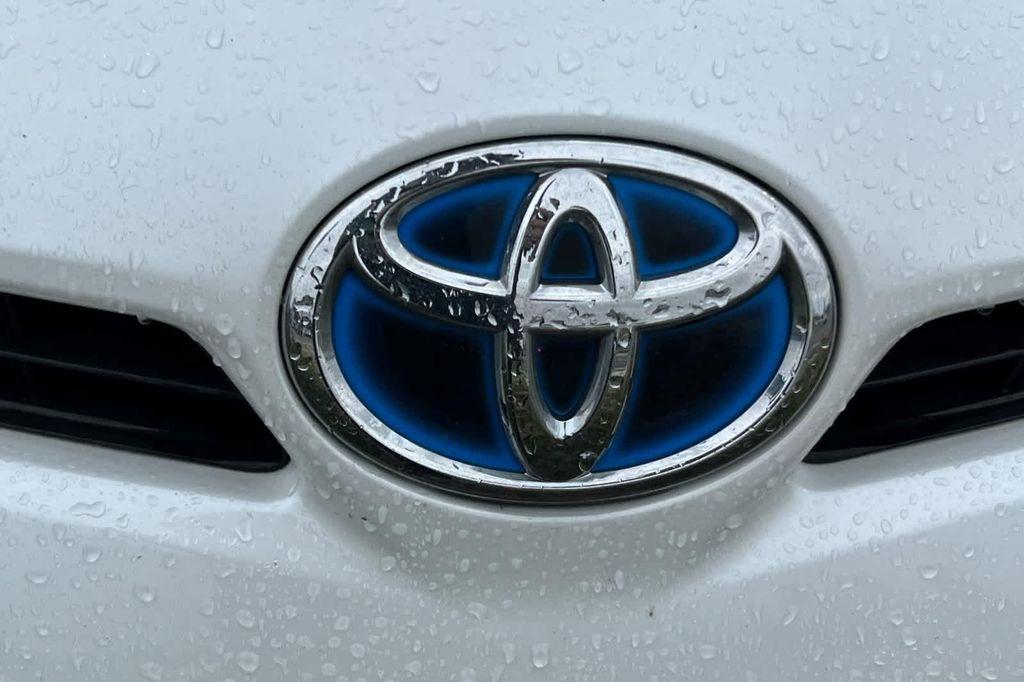 used 2013 Toyota Prius car, priced at $11,977