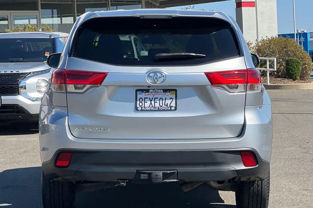used 2018 Toyota Highlander car, priced at $21,977