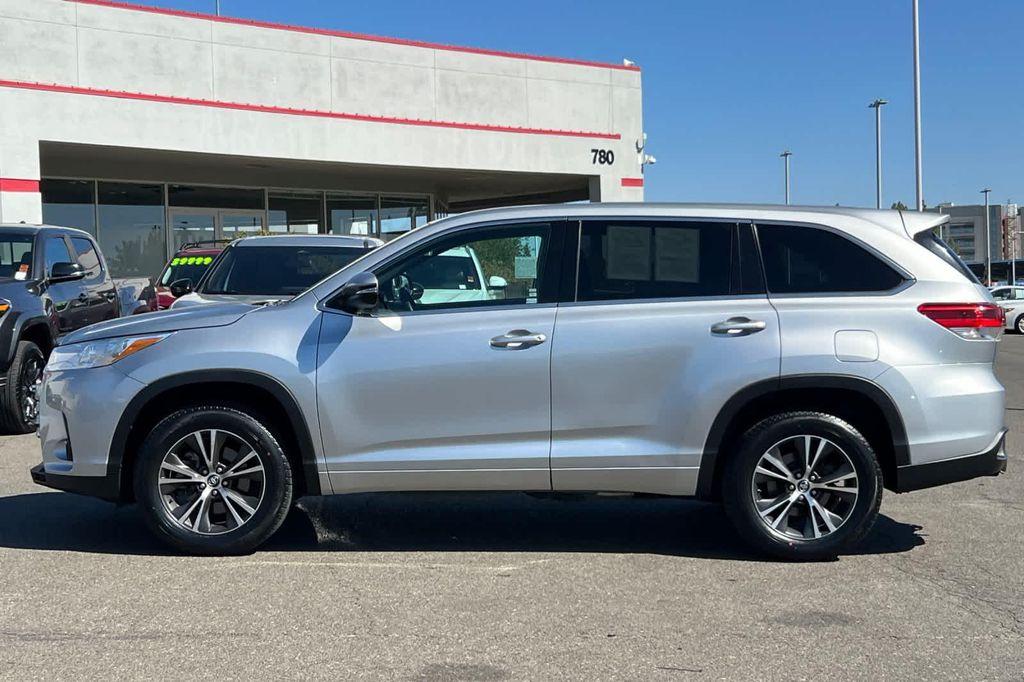used 2018 Toyota Highlander car, priced at $21,977