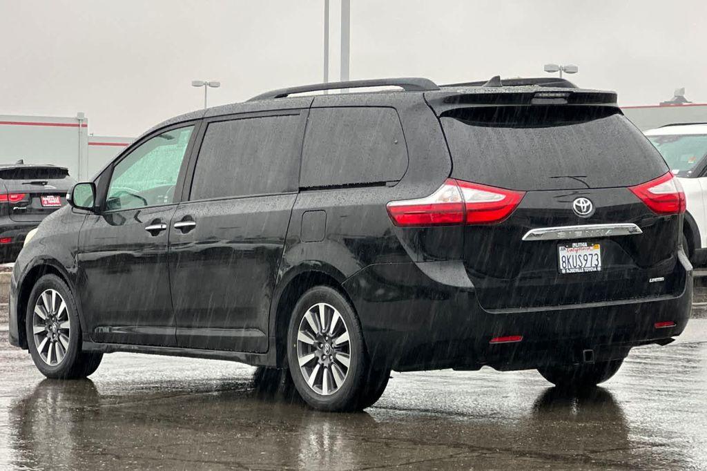 used 2019 Toyota Sienna car, priced at $32,477