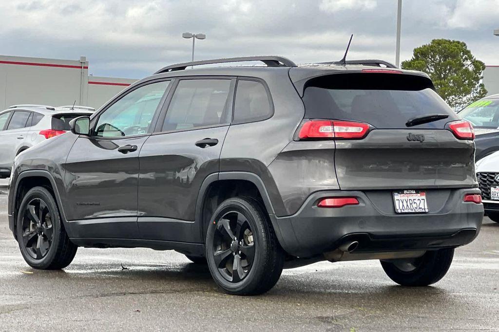 used 2017 Jeep Cherokee car, priced at $7,977