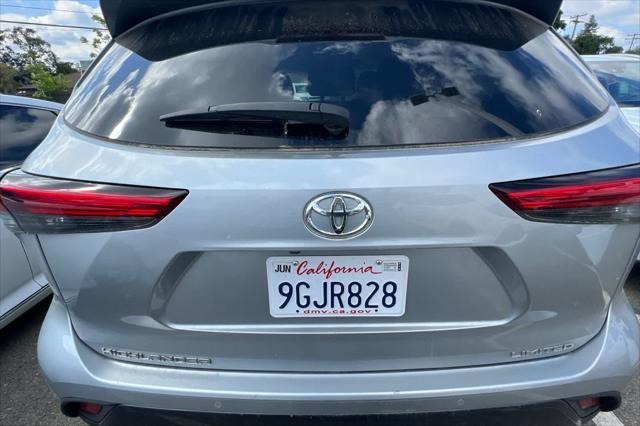 used 2023 Toyota Highlander car, priced at $46,999