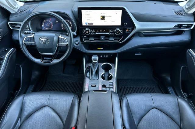 used 2023 Toyota Highlander car, priced at $42,977