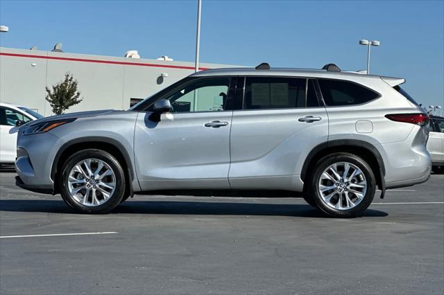 used 2023 Toyota Highlander car, priced at $42,977