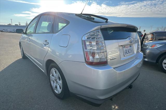 used 2007 Toyota Prius car, priced at $9,999