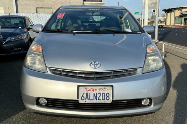 used 2007 Toyota Prius car, priced at $9,999