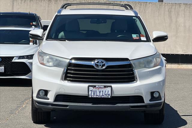 used 2016 Toyota Highlander car, priced at $12,977