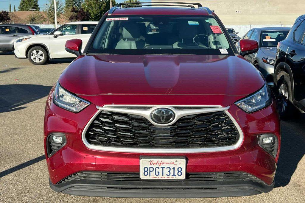 used 2020 Toyota Highlander car, priced at $24,977