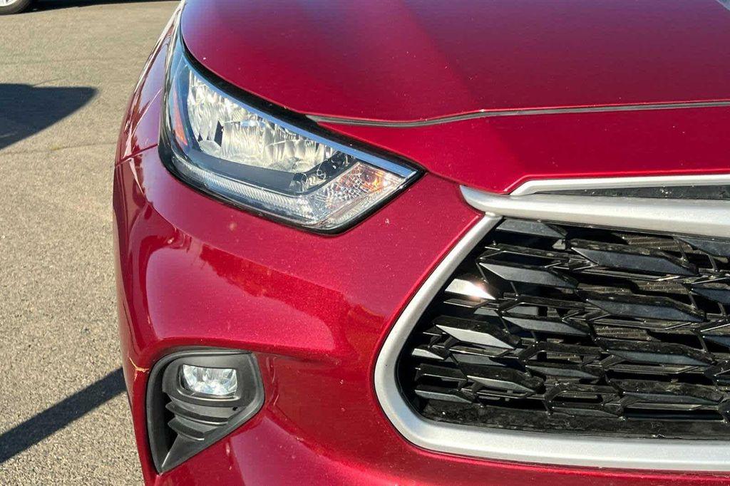 used 2020 Toyota Highlander car, priced at $24,977