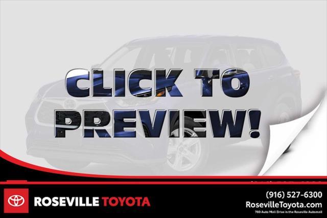 used 2023 Toyota Highlander car, priced at $39,999