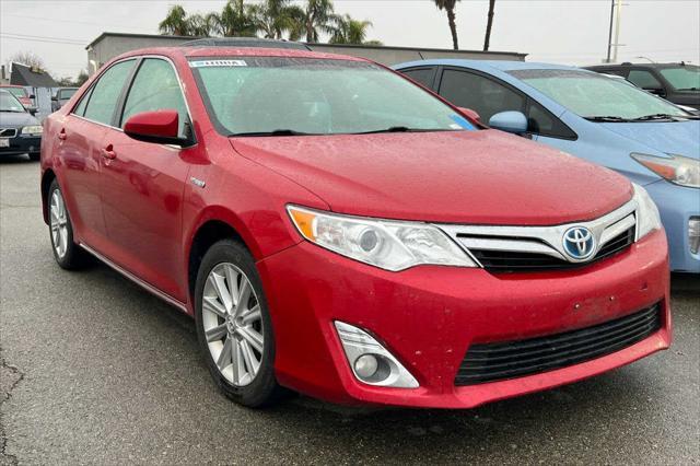 used 2014 Toyota Camry Hybrid car, priced at $13,999