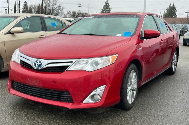 used 2014 Toyota Camry Hybrid car, priced at $13,999